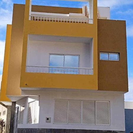 Hostel Rocha Marisol Понта-ду-Сол Экстерьер фото